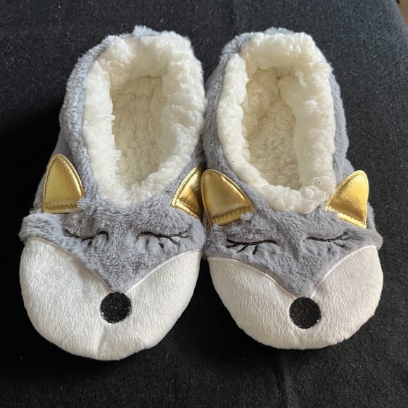‘Sleepy Cat’ Fleece Lined Childs Slippers Size 9 ¾” (Ages 10 – 11) - Picture 2 of 5